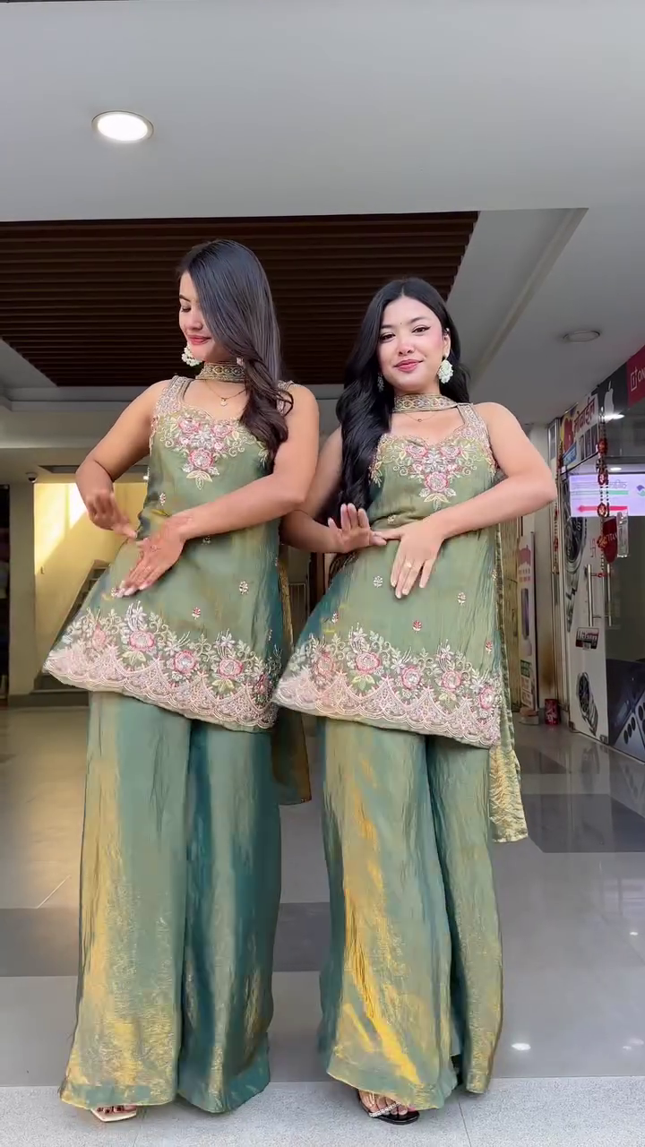 “Love Yourself” Graphic Co-Ord Set