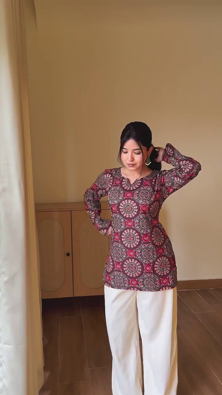 Elegant Floral Pink Kurti