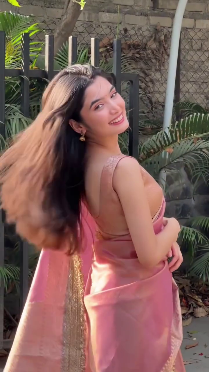 Graceful Party & Festive Wear