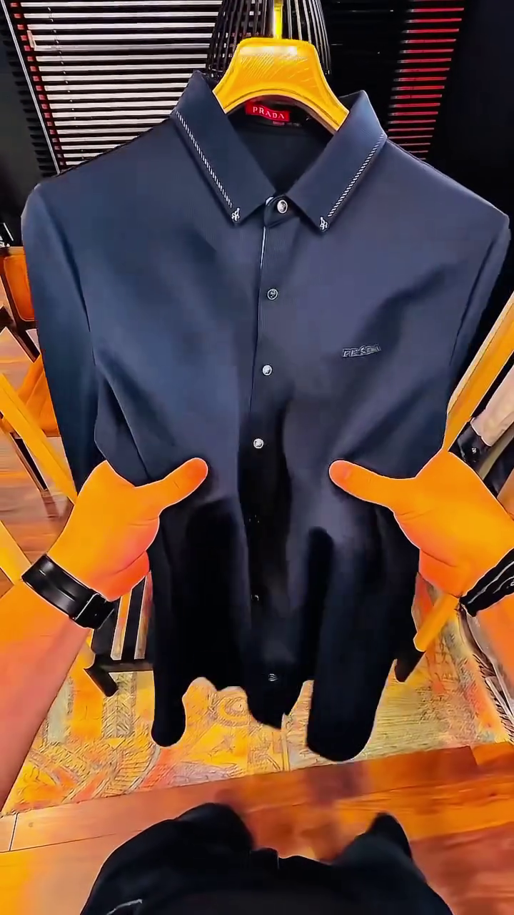 Straight-Fit Casual Shorts with Embroidered Artistic Character Detail