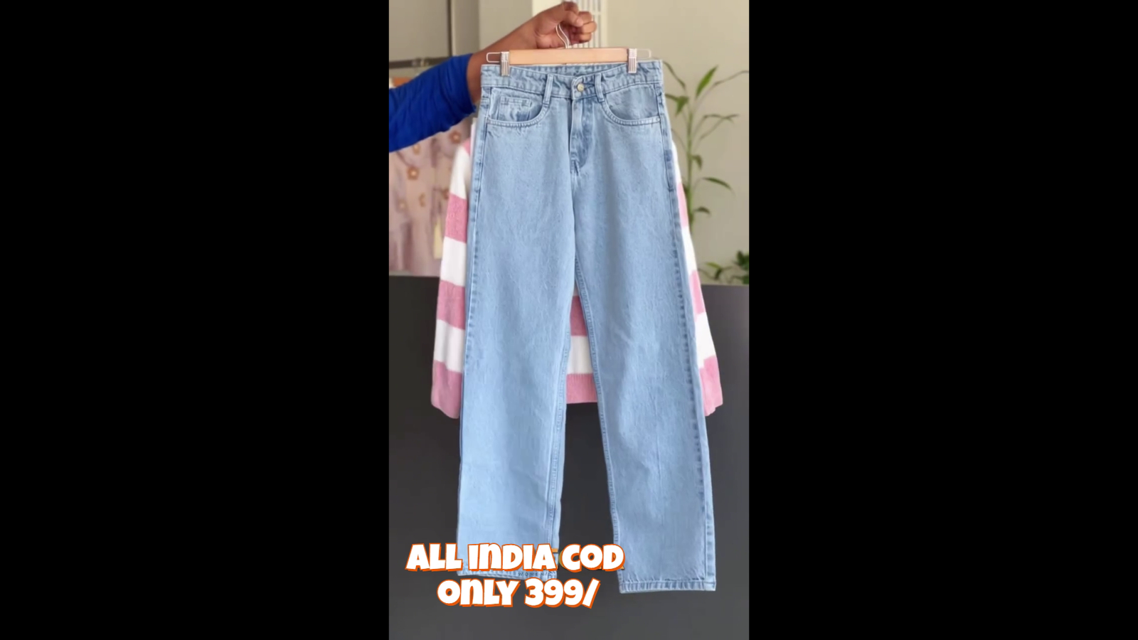 Light Wash Wide-Leg Denim Jeans