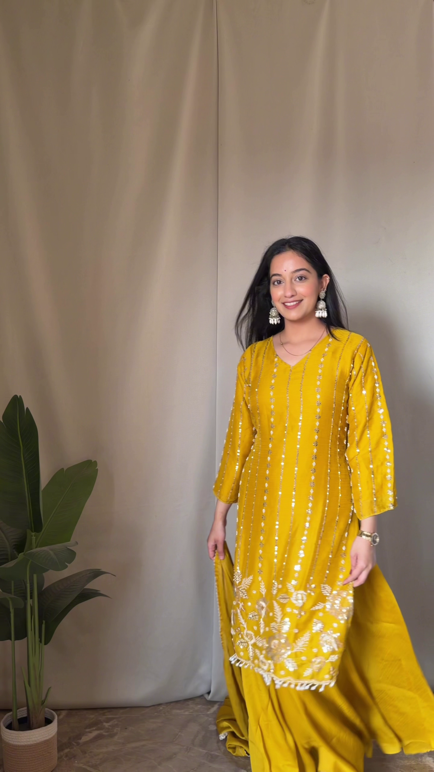 Playful Red Elephant Print Casual Top