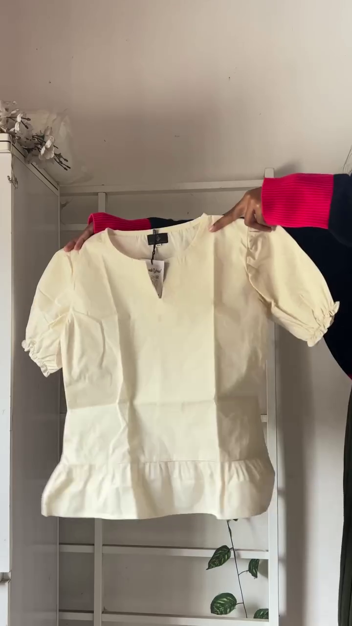 Elegant White Puff Sleeve Peplum Top