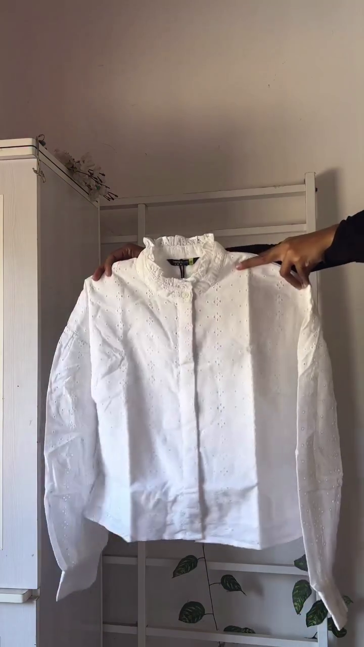 Elegant White Puff Sleeve Peplum Top