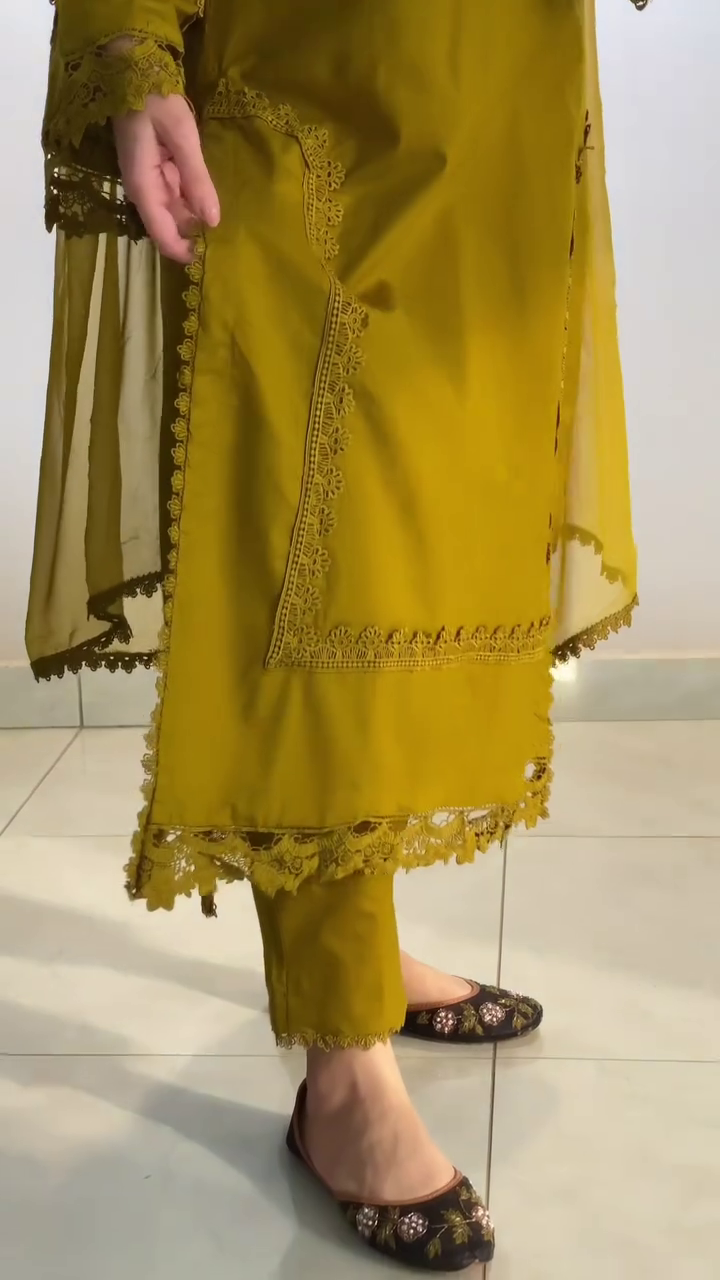 City Chic – Where Confidence Meets Comfort