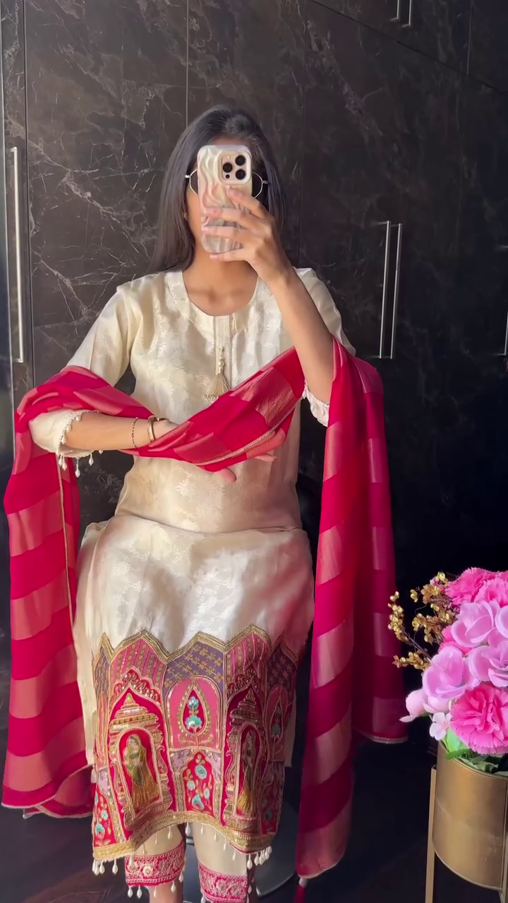 Street Luxe – Style That Speaks for You